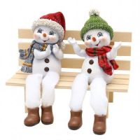 Schneekinder mit Mütze und Schal