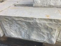 Sandstein-Mauerblock ca. 40/20/20 cm